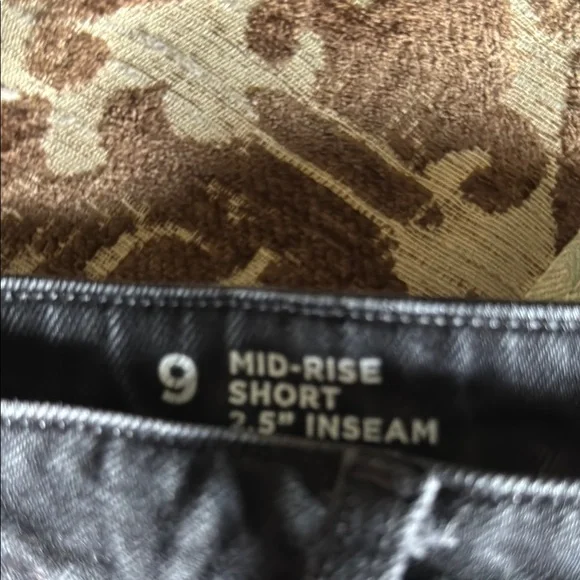 Arizona Jean Company Women's Black Denim Shorts - Picture 3 of 3